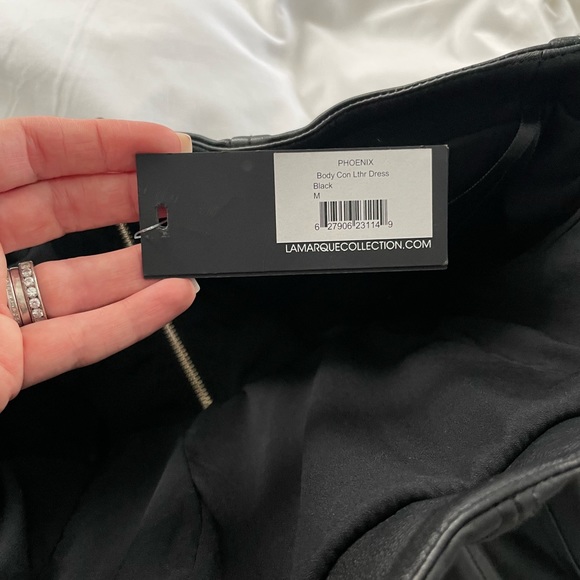 REVOLVE Bodycon Mini Dress in Black
LAMARQUE - Picture 6 of 6